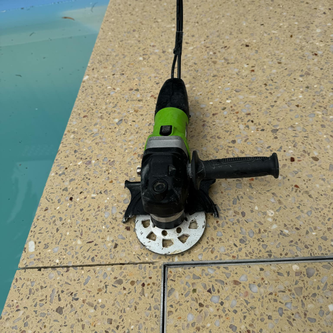 Front view of the 5-inch variable speed wet polisher available for concrete grinder hire in Perth, showcasing its compact and durable design.